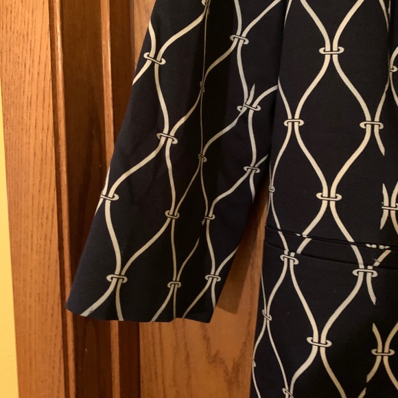 Blazer - Picture 2 of 7